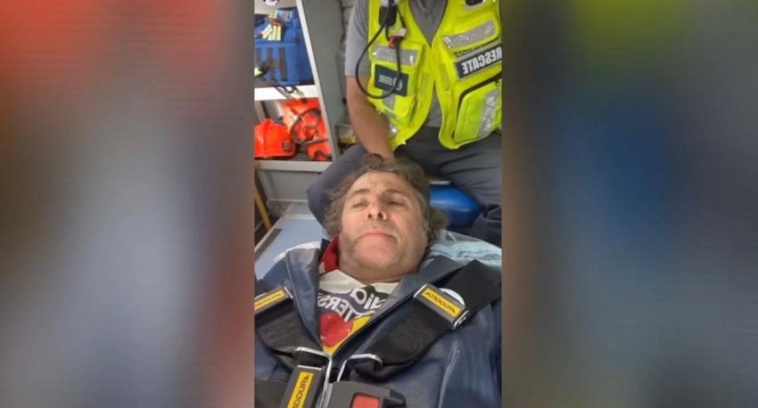 Fernando Larraín sufrió accidente en moto y se grabó cuando era trasladado en la ambulancia