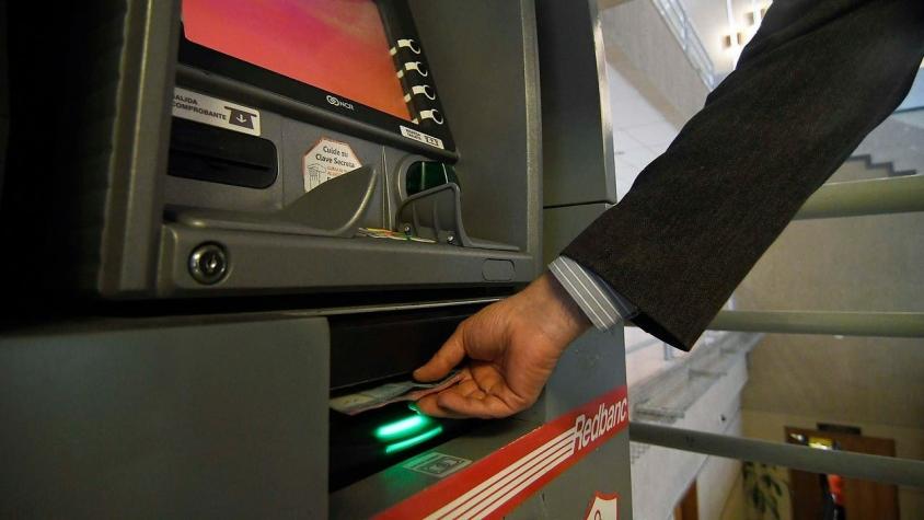 Nueva modalidad de Redbanc: Cómo retirar dinero de un cajero escaneando solo un código QR