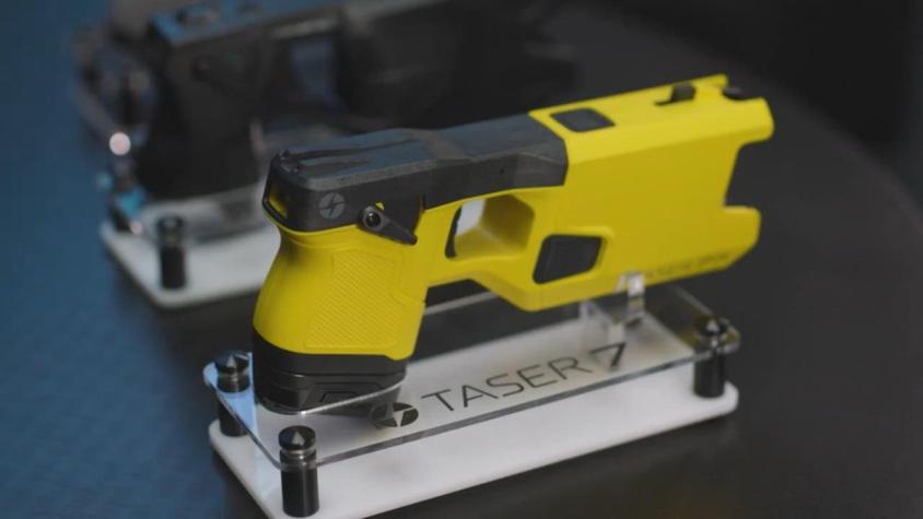 [VIDEO] Gobierno evalúa el uso de pistolas taser: Protocolo se conocerá en noviembre