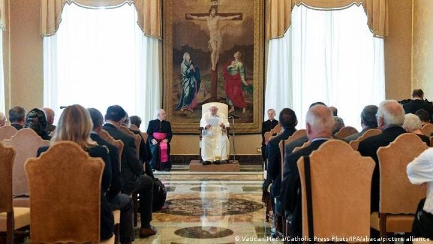 Papa Francisco sobre la eutanasia: no podemos pedirle a los médicos “que maten a sus pacientes"