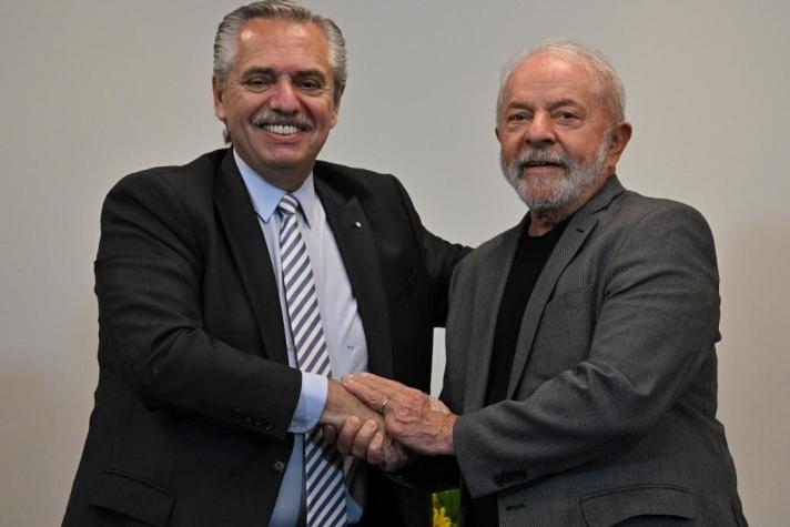 Lula recibe a Alberto Fernández y promete visitar Argentina antes de asumir