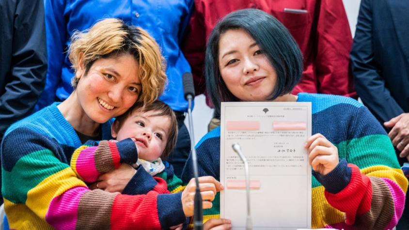 Certificados de relación: Tokio empieza a reconocer las parejas del mismo sexo