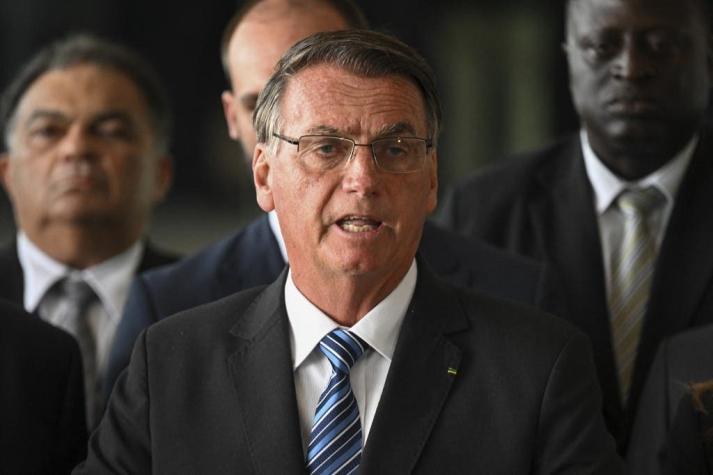 Bolsonaro no reconoce derrota pero aclara: "Seguiré cumpliendo la Constitución"