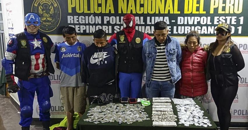 Perú: Policías se disfrazan de Avengers para capturar a vendedores de droga