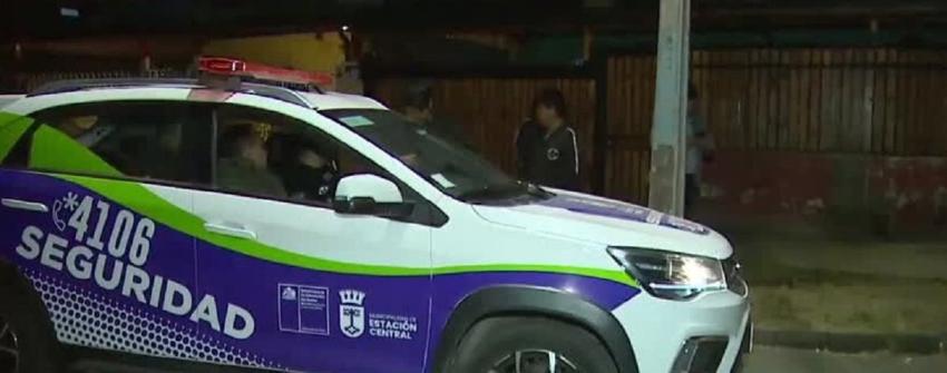 Matrimonio es víctima de extorsión en Estación Central: Sujetos enviaron video disparando a su casa