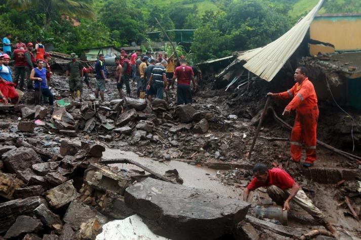 Al menos siete muertos dejan lluvias en el este de Venezuela