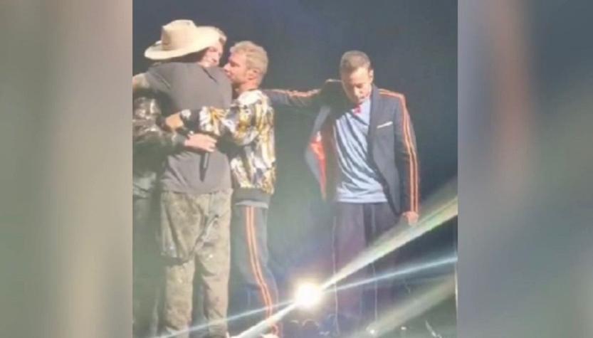 El desconsolado llanto de Nick Carter durante homenaje a su hermano Aaron en show de Backstreet Boys