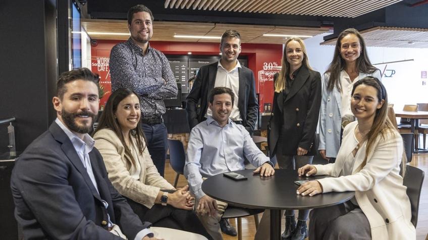 Santander lanza Work/Café StartUp, para apoyar e invertir en empresas emergentes