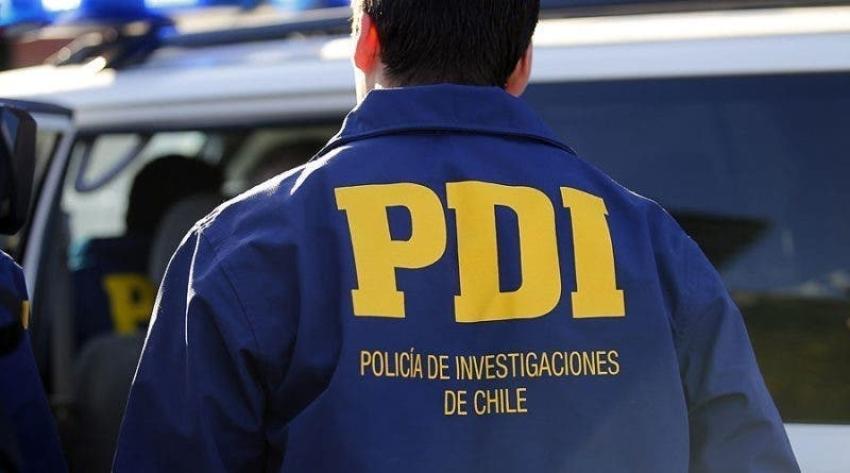 Hombre fue encontrado sin vida en plena vía pública en Santiago Centro