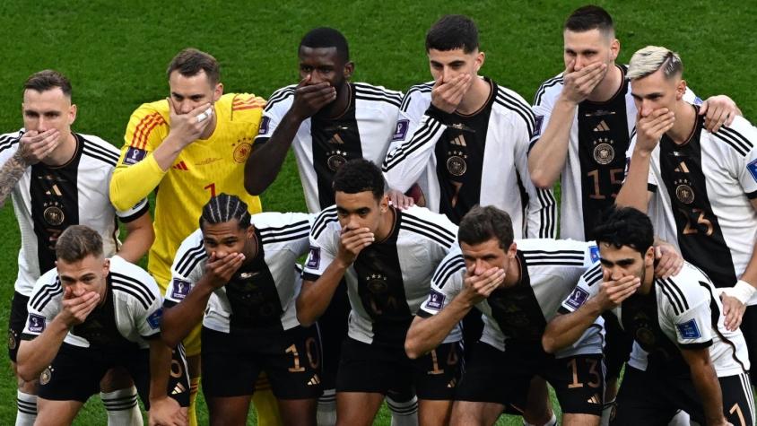 La protesta de los jugadores de Alemania antes de su debut en el Mundial de Catar 2022