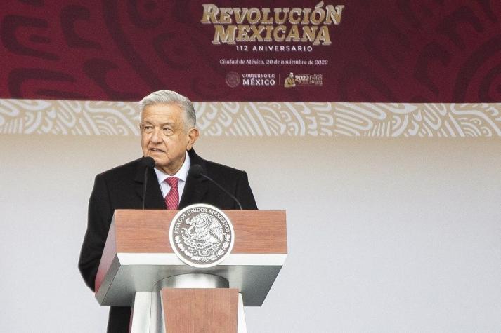 López Obrador llama al Congreso peruano a reconsiderar viaje de Castillo a México
