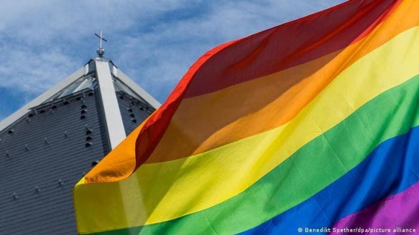 Divorcio y homosexualidad: la Iglesia Católica de Alemania cambia su derecho laboral
