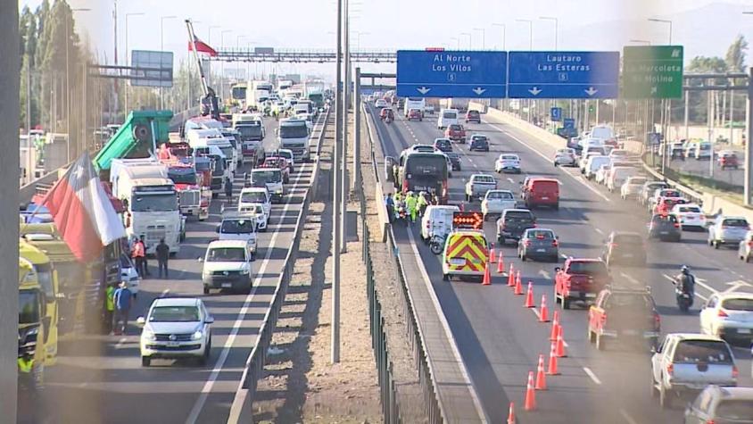 [VIDEO] Pese a Ley de Seguridad del Estado camioneros siguen en las rutas