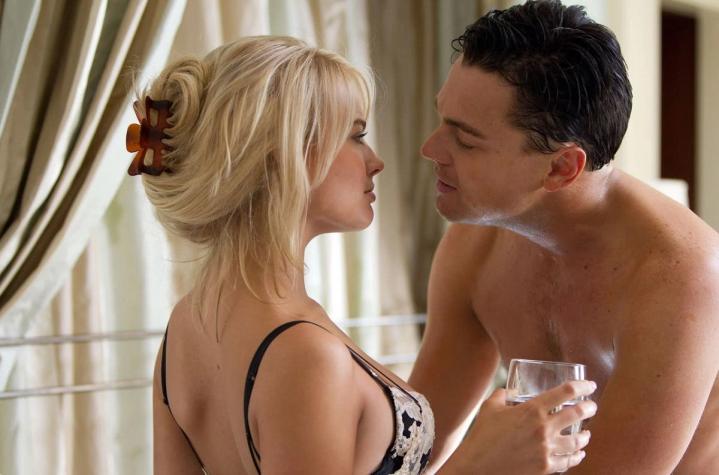 El audaz truco de Margot Robbie para grabar escena de sexo con DiCaprio en 'El lobo de Wall Street'