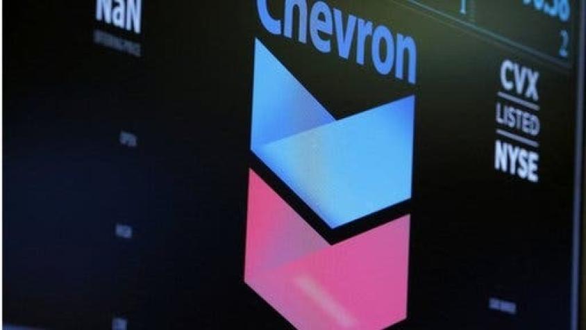 Estados Unidos autoriza a la petrolera Chevron a volver a operar en Venezuela