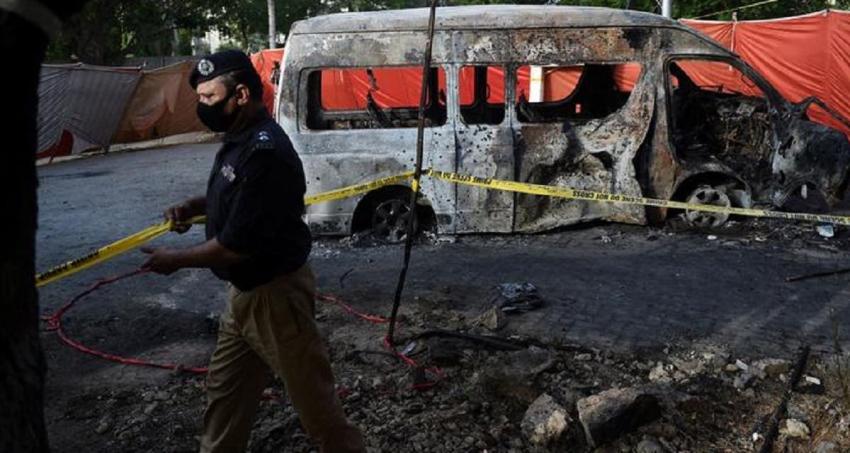 Tres muertos y 23 heridos en ataque suicida en Pakistán