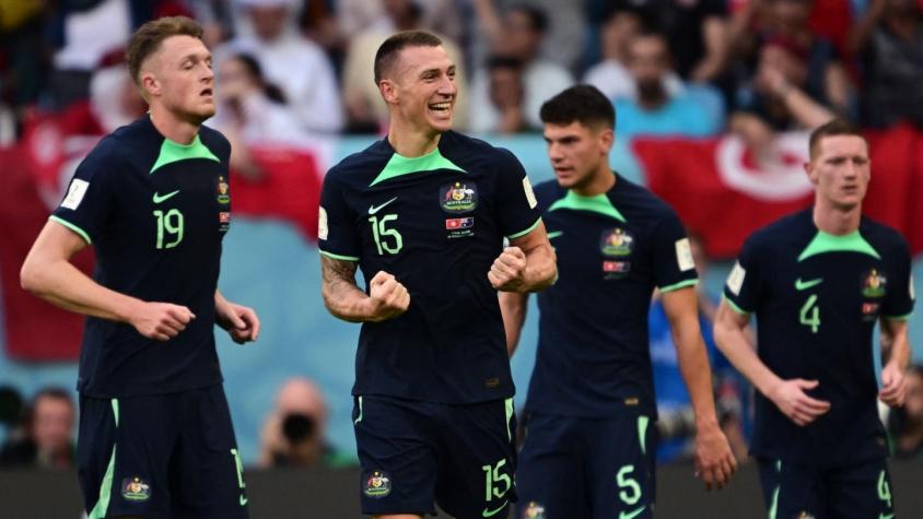 Australia venció a Dinamarca y se metió en los octavos del Mundial: sigue el partido aquí