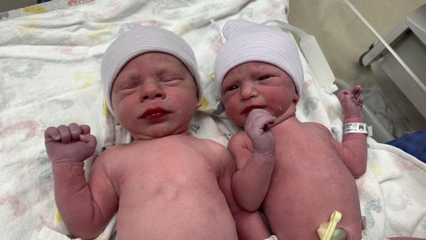 Bebés gemelos nacen tras ser concebidos hace 30 años: Embriones se mantuvieron congelados