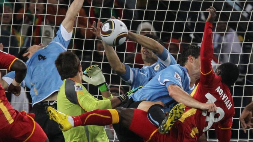 Suárez recuerda mano ante Ghana en Sudáfrica 2010 y sazona nuevo cruce: "No tengo que pedir perdón" Suárez recuerda mano ante Ghana en Sudáfrica 2010 y sazona nuevo cruce: "No tengo que pedir perdón"