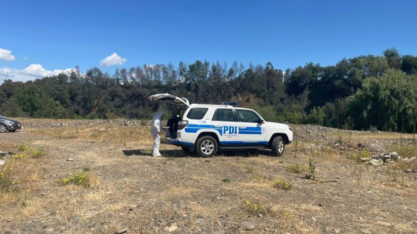 Investigan macabro hallazgo de cadáver de hombre en Pelarco
