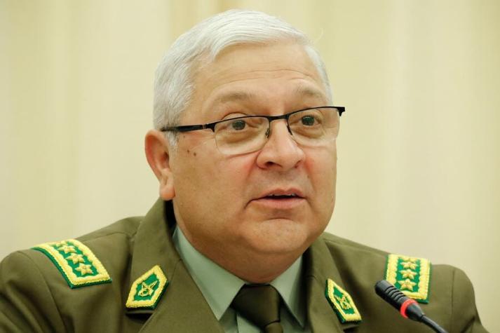 "Mi gratitud a la comunidad": General Yáñez agradeció alza de aprobación a Carabineros en Cadem "Mi gratitud a la comunidad": General Yáñez agradeció alza de aprobación a Carabineros en Cadem
