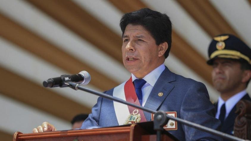 Presidente peruano Pedro Castillo disuelve el Congreso y anuncia "gobierno de excepción"
