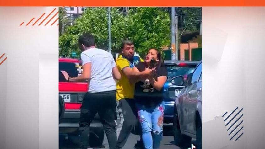 [VIDEO] Viralizan pelea de conductores en Viña del Mar: Altercado fue grabado por extranjeros