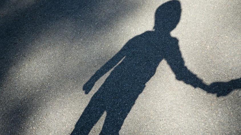 Hombre es detenido tras intentar secuestrar a niño de 6 años en Santa Bárbara: Le ofreció una pelota