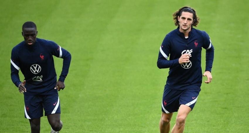 "El virus del camello": La enfermedad que afectaría a jugadores de Francia a horas de la final "El virus del camello": La enfermedad que afectaría a jugadores de Francia a horas de la final