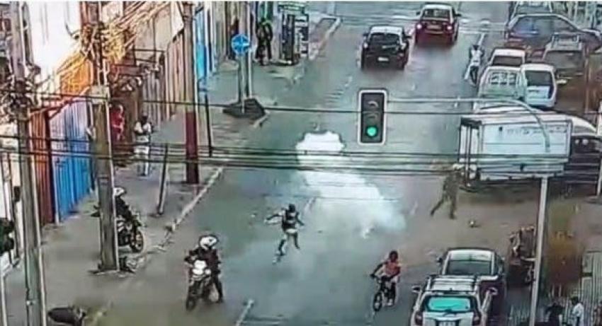 Video muestra persecución por Iquique: Sujetos bebían en la calle y se negaron a ser fiscalizados