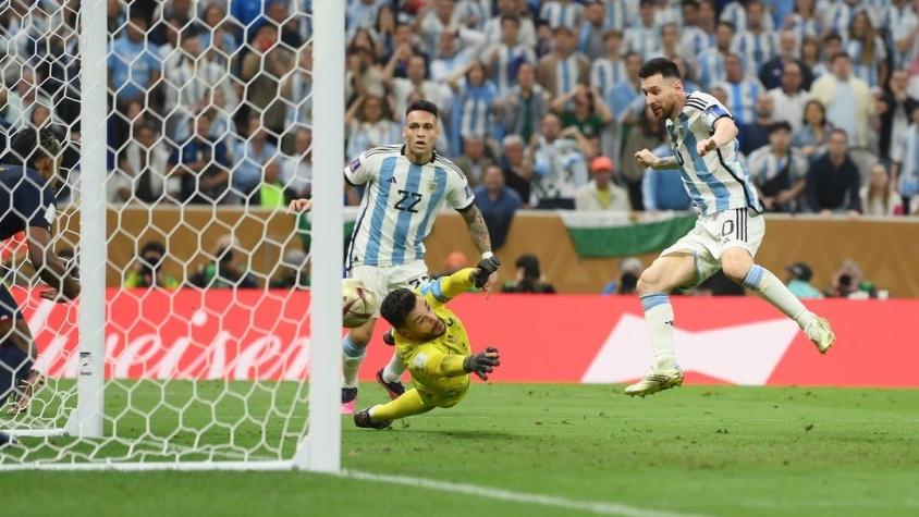 En Francia revelan imagen que acreditaría que el tercer gol de Argentina era inválido