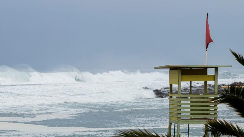 Personal de la Armada sorprende a hombre abusando de tres menores de edad en playa de Arica