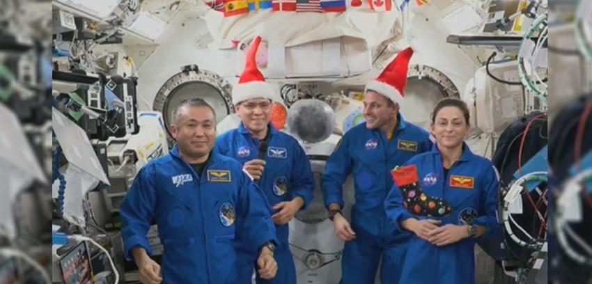 Astronautas de la NASA entregan mensaje navideño a comunidad hispana y latina desde el espacio