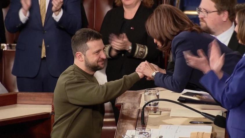 [VIDEO] El histórico discurso de Zelenski en el Capitolio: Se llevó aplausos y armas