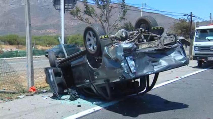 [VIDEO] Cuatro muertos en accidente en Ruta 68: Camión colisionó a alta velocidad con 9 vehículos