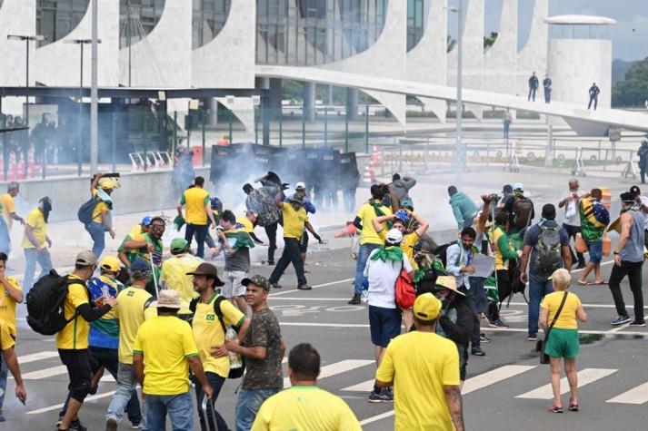[VIDEOS] Los registros del ataque de Bolsonaristas a las tres sedes de poderes del Estado en Brasil