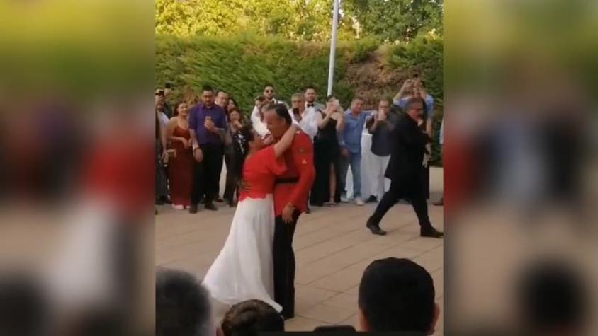 Se casó "El Flaco": Vestido de bombero, con carros y homenajes Paul Vásquez contrajo matrimonio