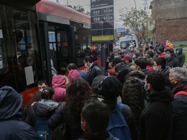 Metro interrumpe servicio en varias estaciones de Línea 5 por persona en la vía