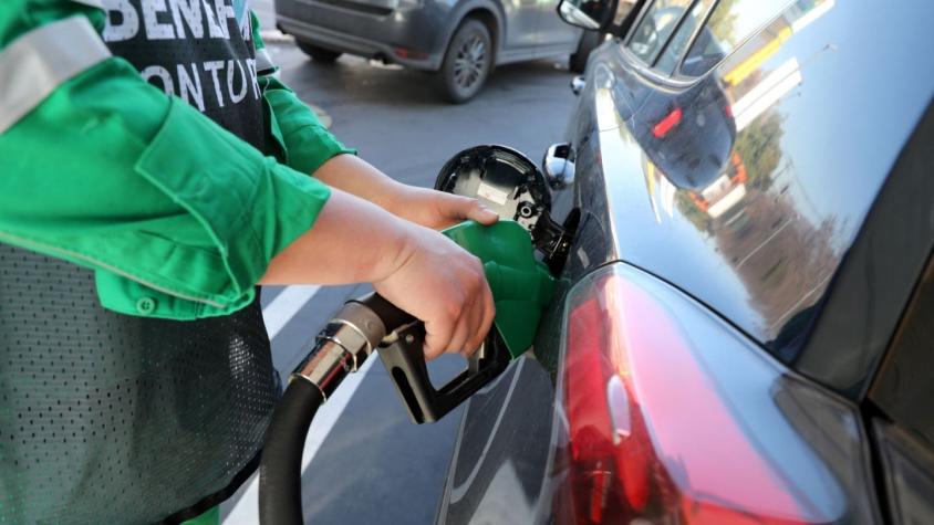 Descuentos en vacaciones: revisa cómo ahorrar dinero en bencina si viajas en auto este verano
