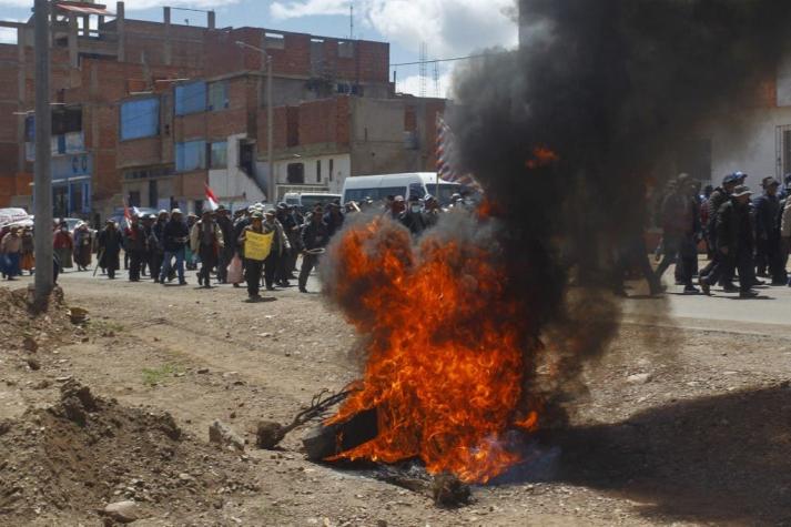 Gobierno peruano decretó toque de queda en Puno para frenar violentas protestas