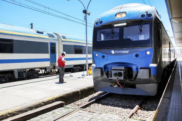 Tren Santiago-Valparaíso: A quiénes beneficiaría y a quiénes les convendría seguir viajando en bus