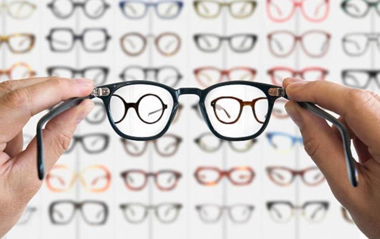 Empresas europeas deberán pagar lentes ópticos a trabajadores que los necesiten