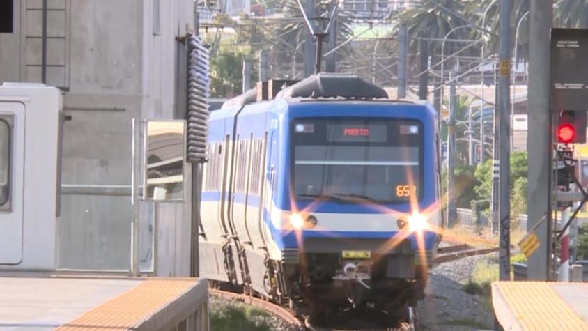 [VIDEO] Las polémicas del nuevo tren: Comunas olvidadas y duración de los viajes