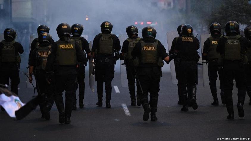 Policía de Perú afirma que Sendero Luminoso se ha infiltrado en protestas