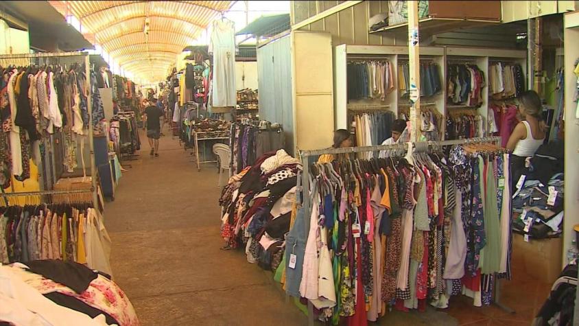 [VIDEO] Fardovela: El mall de la ropa usada en Iquique