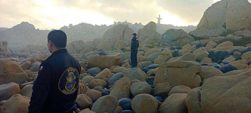 Encuentran ropas de menor de 14 años que cayó al mar desde roqueríos en Coquimbo