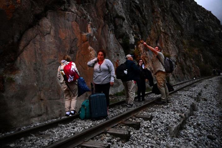 Perú cierra ingreso a Machu Picchu, su joya turística, por protestas contra el gobierno