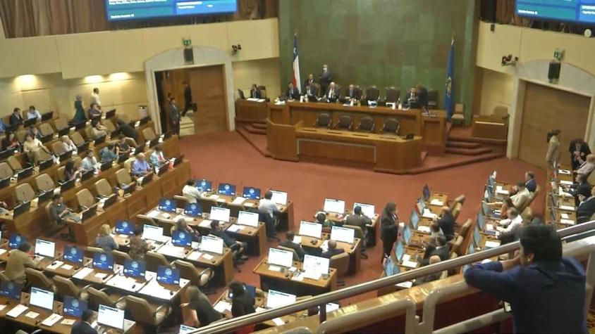 [VIDEO] Diputados aprueban expertos para proceso constituyente