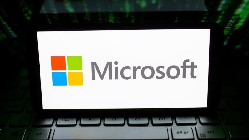 Microsoft sufre caída mundial de sus servicios, incluidos Teams y Outlook