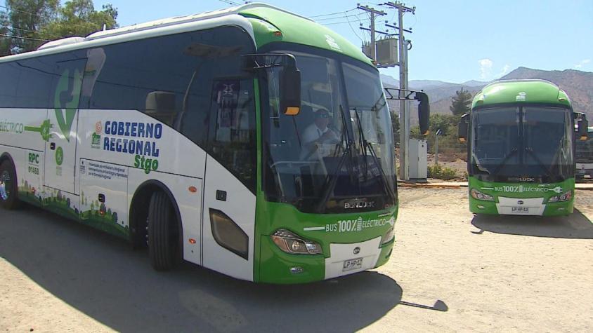 [VIDEO] Colina suma buses eléctricos para movilizar sus habitantes: 3 micros y un camión recolector